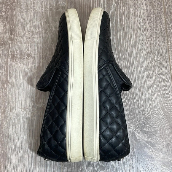 Steve Madden Ecentrcq Quilted Black Slip On Shoes 9.5 - Picture 9 of 16